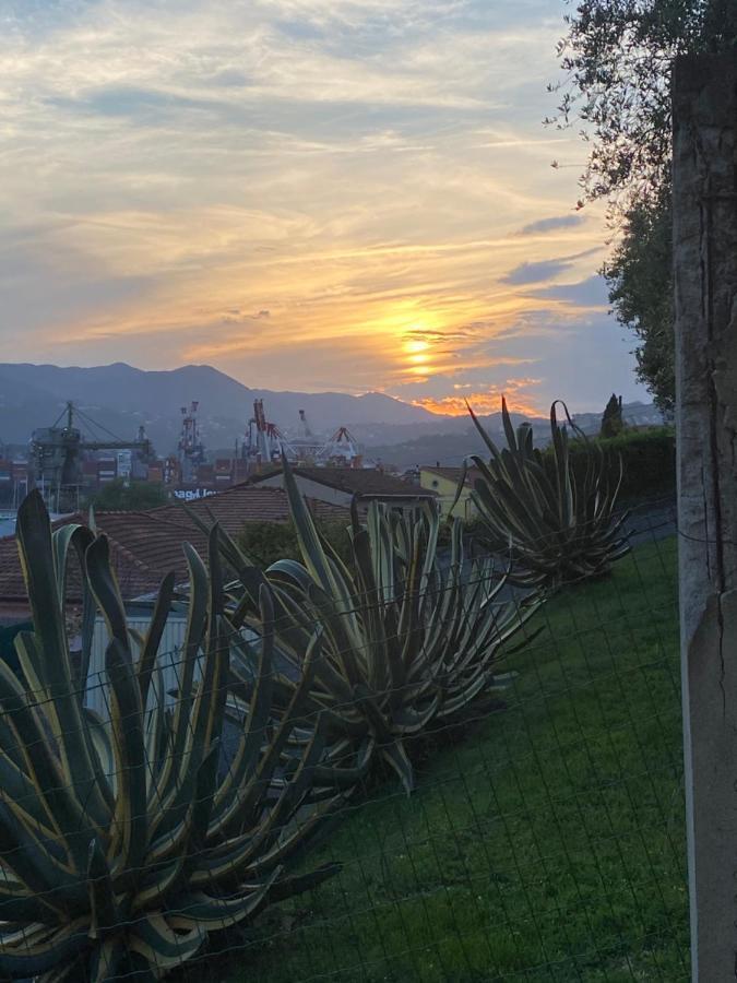 فيلا Cinque Terre Casa Vacanze لا سبيتسْيا المظهر الخارجي الصورة